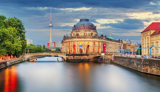 https://myganjatrips.com/discovering-cannabis-in-berlin/